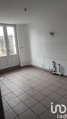 Immeuble à vendre 120 m² Neuillé-Pont-Pierre