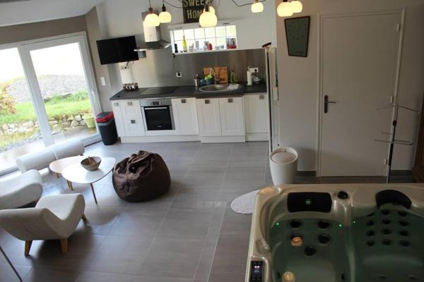 Maison d'habitation + gîte indépendant – Tollevast