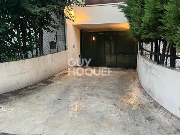 Parking / box NICE MUSICIENS