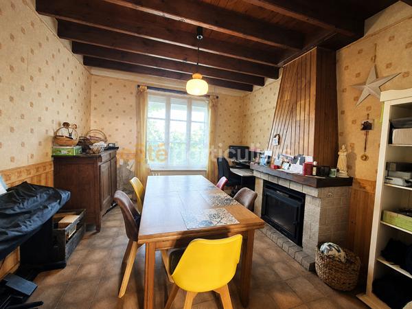 Vente
                Maison107,99 m² - 6 Pièces -
                    CHERENCE LE HERON (50800)