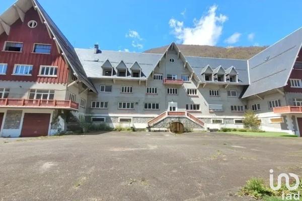 Appartement 2 pièces de 45 m² à Cauterets (65110)