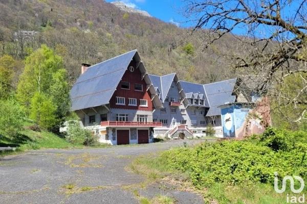 Appartement 2 pièces de 45 m² à Cauterets (65110)