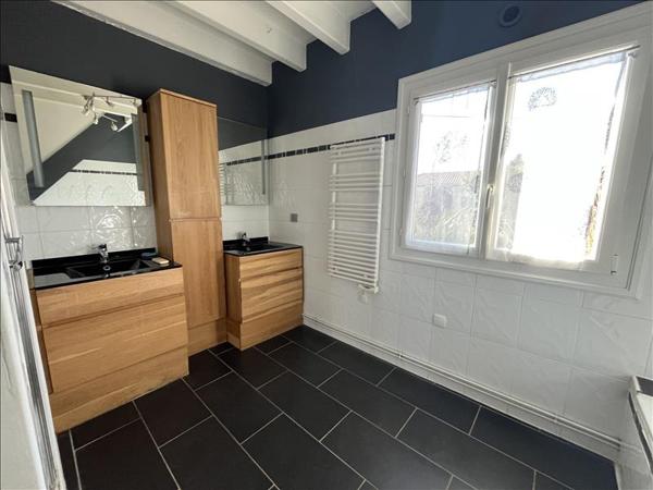 Maison à vendre |  Saint-Caprais-de-Bordeaux |  4 pièces | 128 m²