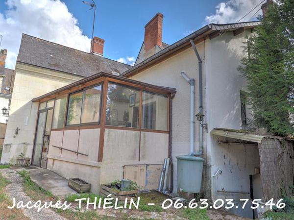 MAISON DE VILLE À FORT POTENTIEL AVEC JARDIN, DÉPENDANCES ET LOGEMENT ANNEXE
