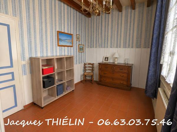 MAISON DE VILLE À FORT POTENTIEL AVEC JARDIN, DÉPENDANCES ET LOGEMENT ANNEXE
