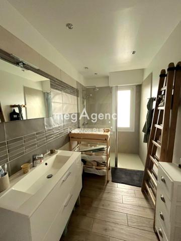 Maison à LAVAL, 53000 - 5 pièces 90m²