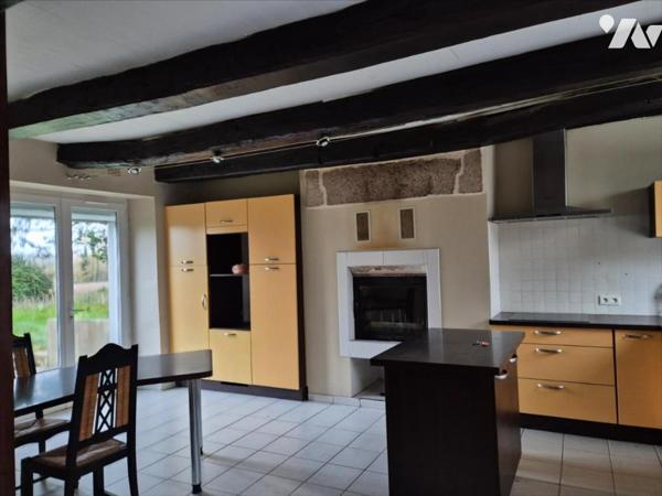 Jolie maison en campagne avec dépendances