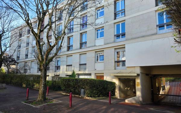 Appartement à vendre    3 pièces • 62,92 m2 Sceaux