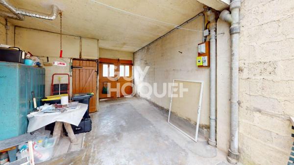 Mardeuil ( 51530 ) : Ensemble immobilier à rénover avec maison, cave, jardin, garages et dépendances