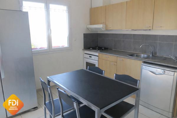 Florensac - villa 5 pièces 111m2 sur parcelle de 345 m2 avec