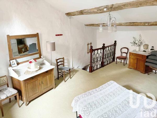 Maison de village 4 pièces de 90 m² à Pouzolles (34480)