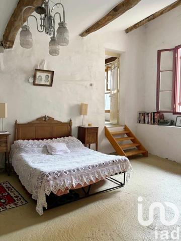 Maison de village 4 pièces de 90 m² à Pouzolles (34480)