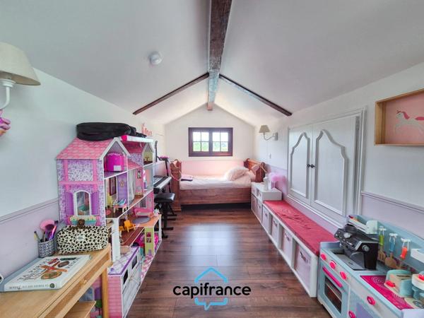 Maison familliale rénovée avec piscine