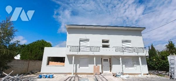 T3-cabine rénové de 75,50m² avec jardin de 94m² et parking dans petite copropriété à STELLA-PLAGE