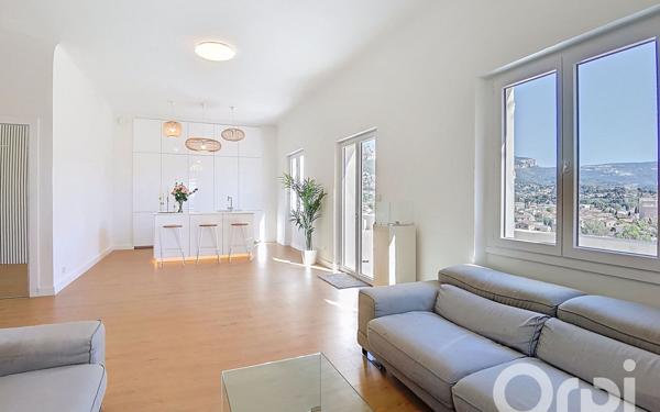 Appartement à vendre    4 pièces • 98,40 m2 Toulon