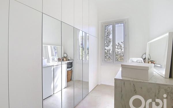 Appartement à vendre    4 pièces • 98,40 m2 Toulon