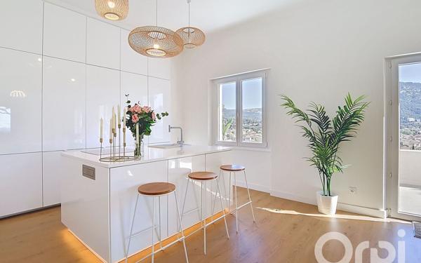 Appartement à vendre    4 pièces • 98,40 m2 Toulon