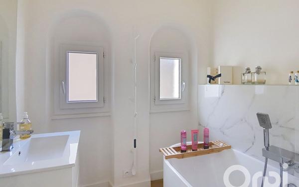 Appartement à vendre    4 pièces • 98,40 m2 Toulon