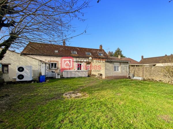 Maison Villeneuve L Archeveque 6 pièce(s) 116 m2