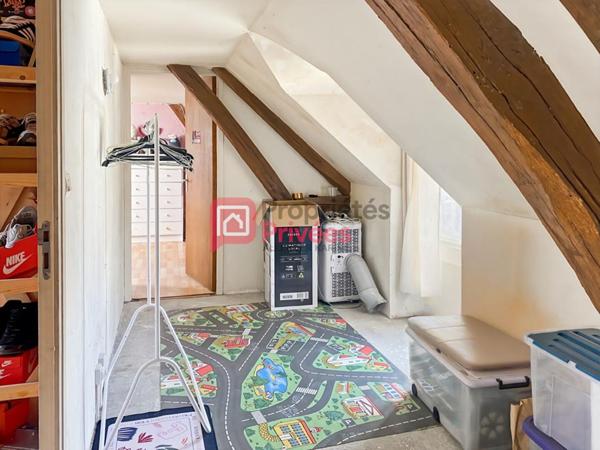 Maison Villeneuve L Archeveque 6 pièce(s) 116 m2