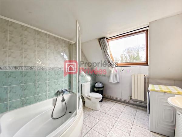 Maison Villeneuve L Archeveque 6 pièce(s) 116 m2