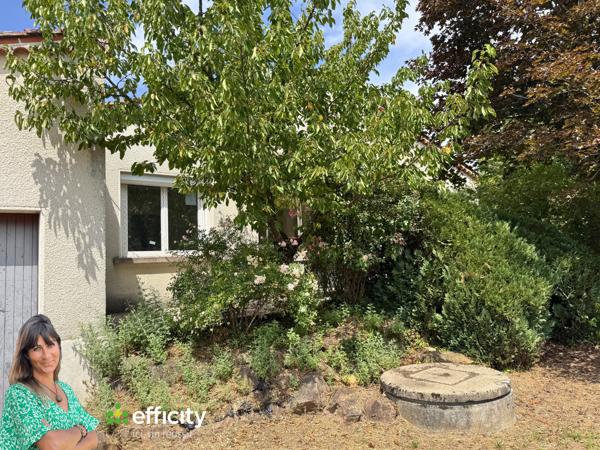 Maison
         5 pièces
        - 103 m² Exclusivité 225 000 € *