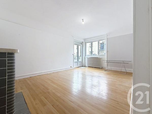 Appartement F6 à vendre  5 pièces - 119 m 2   GUERET  - 23