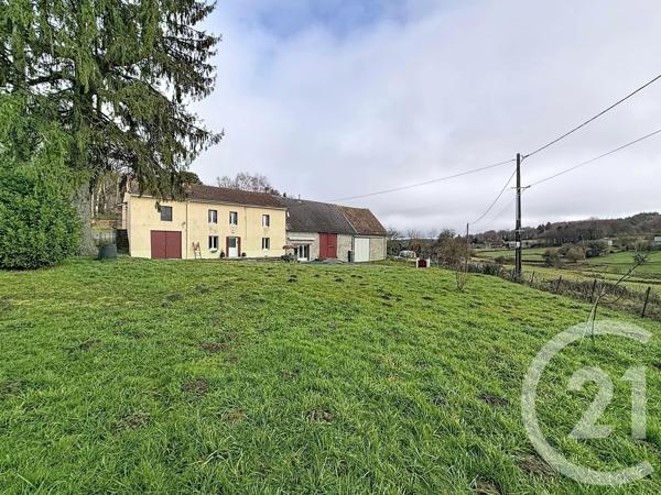 Appartement F6 à vendre  5 pièces - 119 m 2   GUERET  - 23