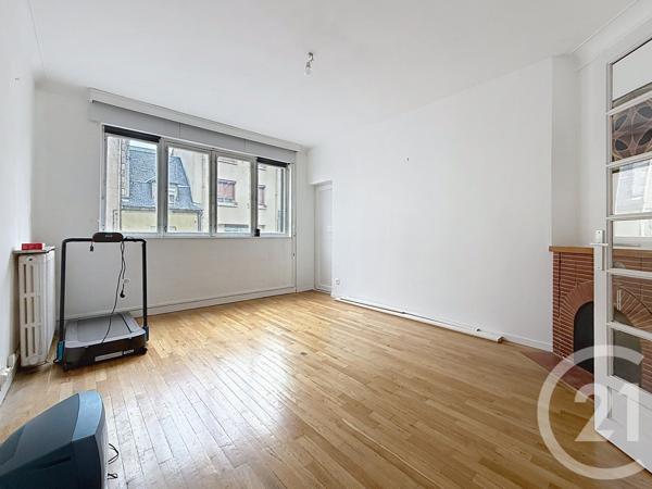 Appartement F6 à vendre  5 pièces - 119 m 2   GUERET  - 23
