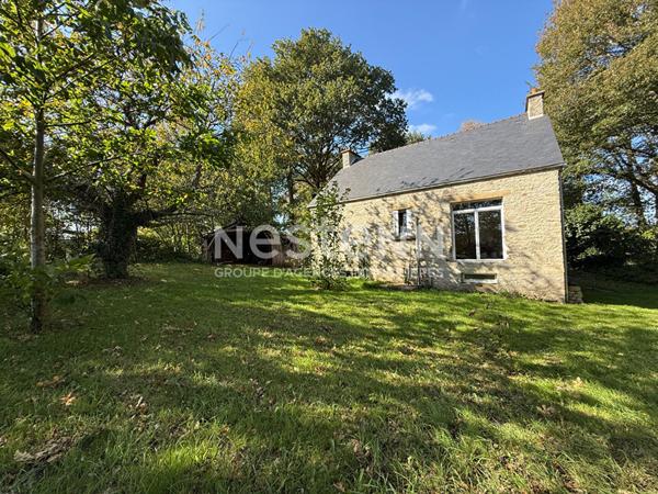 Charmante maison en pierre à rénover à vendre à MOREAC avec un terrain d'env 6230 m²