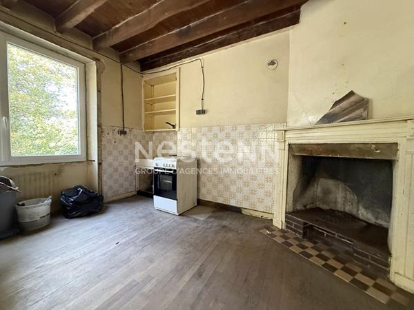 Charmante maison en pierre à rénover à vendre à MOREAC avec un terrain d'env 6230 m²