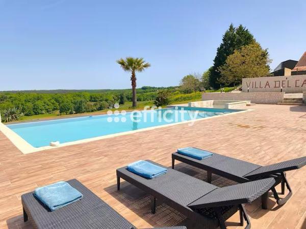 Maison
         12 pièces
        - 650 m² Bien prestige 2 099 000 € *