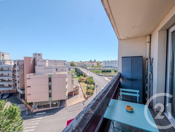 Appartement F1 à vendre  1 pièce - 26,94 m 2   DAX  - 40