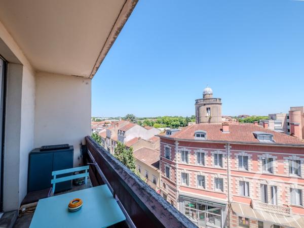 Appartement F1 à vendre  1 pièce - 26,94 m 2   DAX  - 40