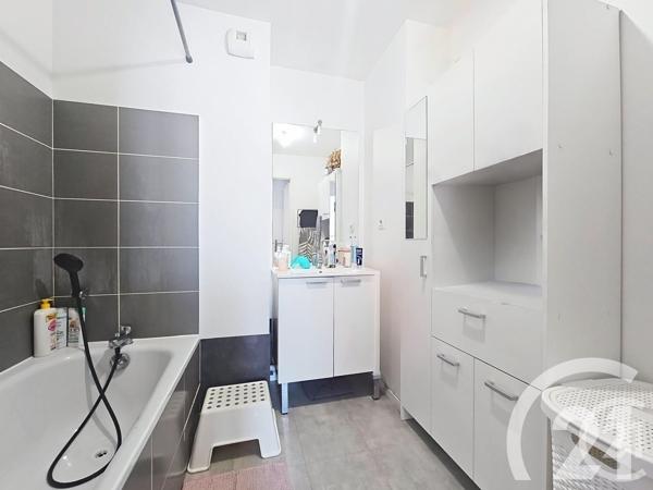 Appartement T4 à vendre  4 pièces - 73,01 m2 CAVAILLON - 84