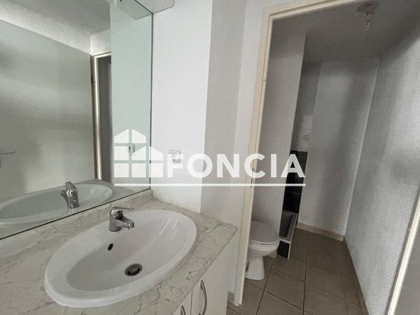 Location Studio 27.1 m² - 71 ET 105 AVENUE DE LA GARE Nimes Saint Cesaire 30900