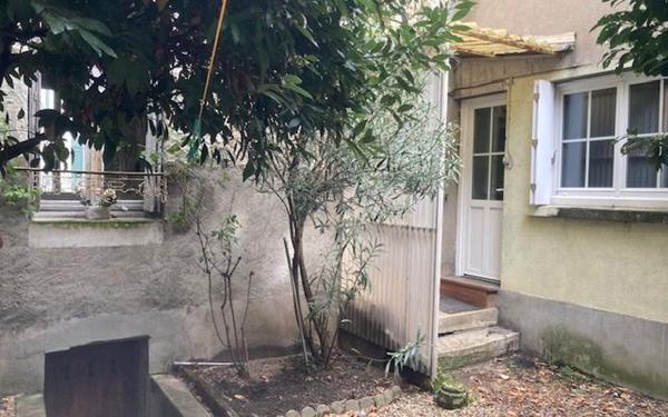 Maison à vendre    6 pièces • 96 m2 Tours