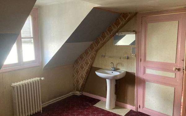 Maison à vendre    6 pièces • 96 m2 Tours