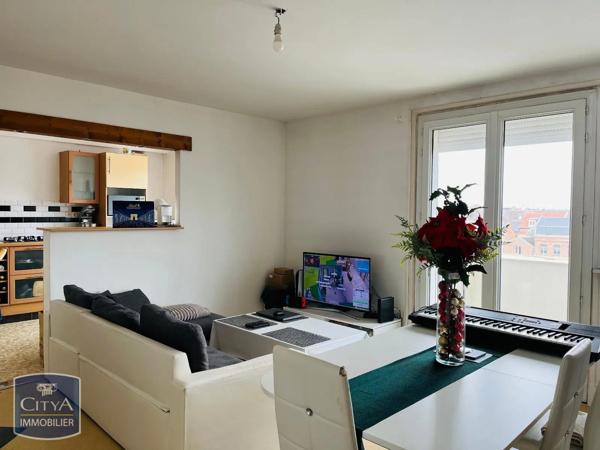 Appartement à louer 3 pièces 69m² Saint-Quentin (02100)