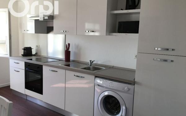 Immeuble à vendre    30 pièces •  Arvert