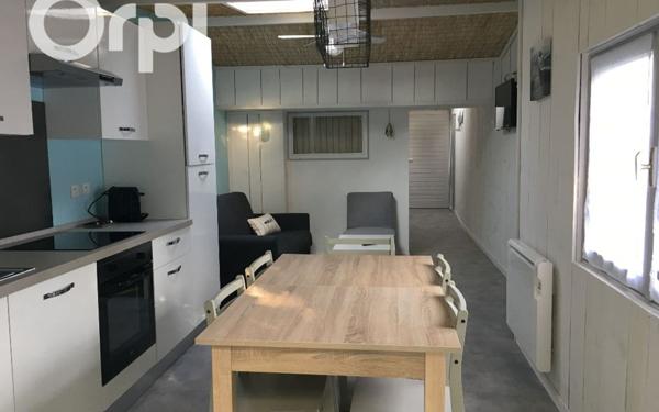 Immeuble à vendre    30 pièces •  Arvert