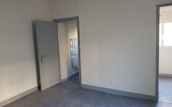 Appartement à louer    1 pièce •  Mamers