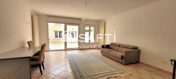 Grande maison T5 en COEUR DE VILLE avec une grande terrasse de plus de 30m² et DEPENDANCE de 2 pièces habitables