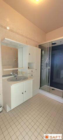 Grande maison T5 en COEUR DE VILLE avec une grande terrasse de plus de 30m² et DEPENDANCE de 2 pièces habitables