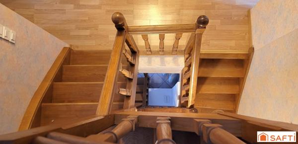 Grande maison T5 en COEUR DE VILLE avec une grande terrasse de plus de 30m² et DEPENDANCE de 2 pièces habitables