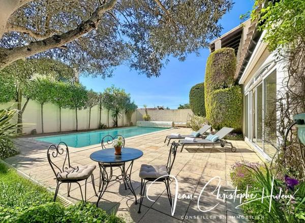 Bouillargues Maison 5 pièces 156 m2 avec Piscine