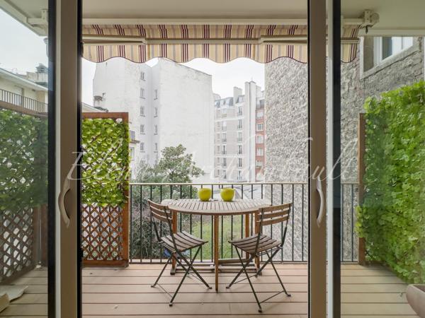 Neuilly-sur-Seine – Appartement familial, lumineux et sans vis-à-vis, full Pasteur