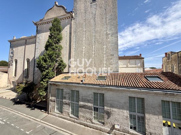 Immeuble de rapport – Centre historique de La Rochelle – Emplacement d'exception