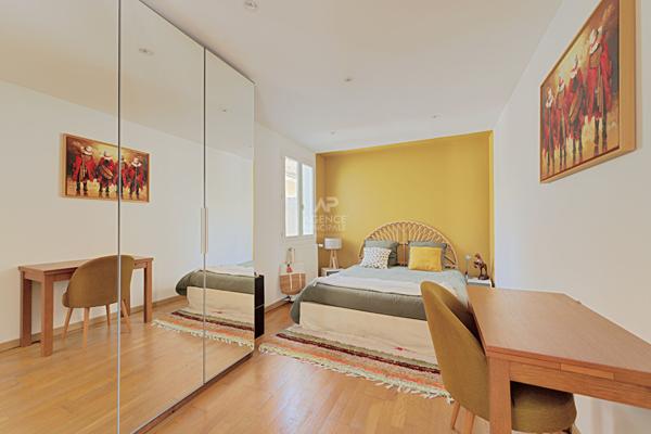 Maison Saint Germain En Laye 6 pièce(s) 130 m2 €925 000 ** - Référence 18132