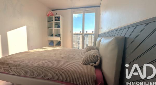 Appartement à vendre 4 pièces 77 m² Marignane
